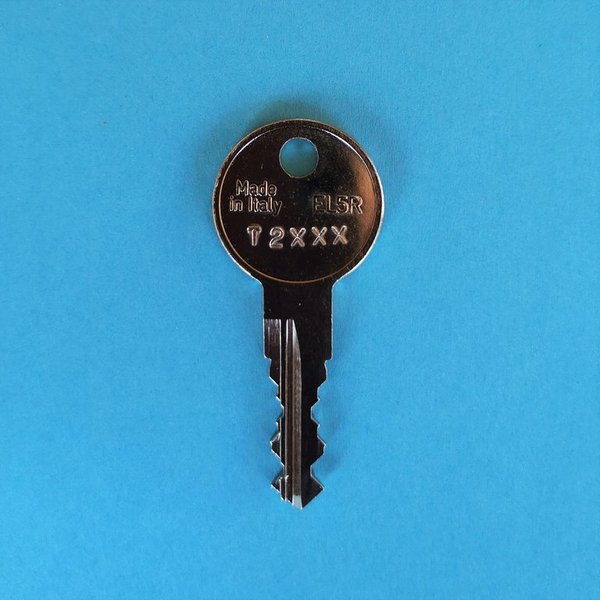 Schlüssel Nr. T2102 für Bosal Oris AHK